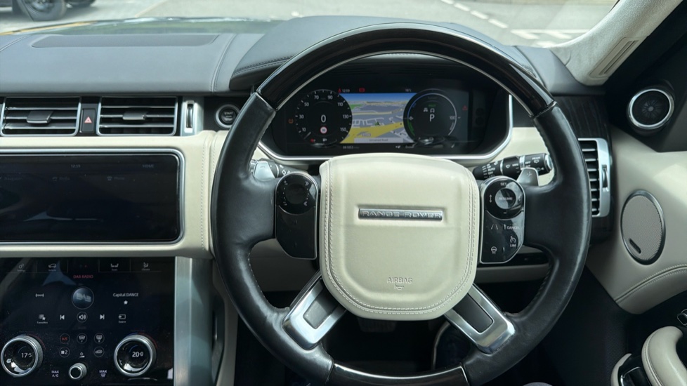 Land Rover Range Rover 2.0 P400e Autobiography 4dr Auto Estate - Image 15