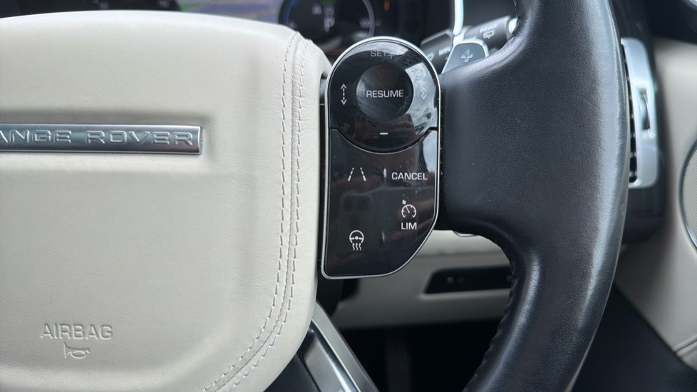 Land Rover Range Rover 2.0 P400e Autobiography 4dr Auto Estate - Image 39