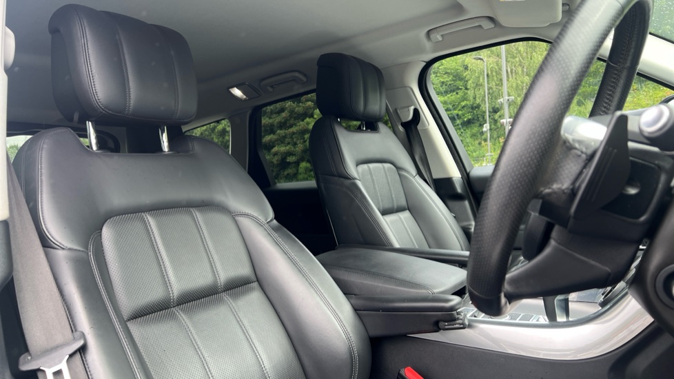 Land Rover Range Rover Sport 3.0 SDV6 HSE 5dr Auto [7 Seat] Diesel Estate - Image 23