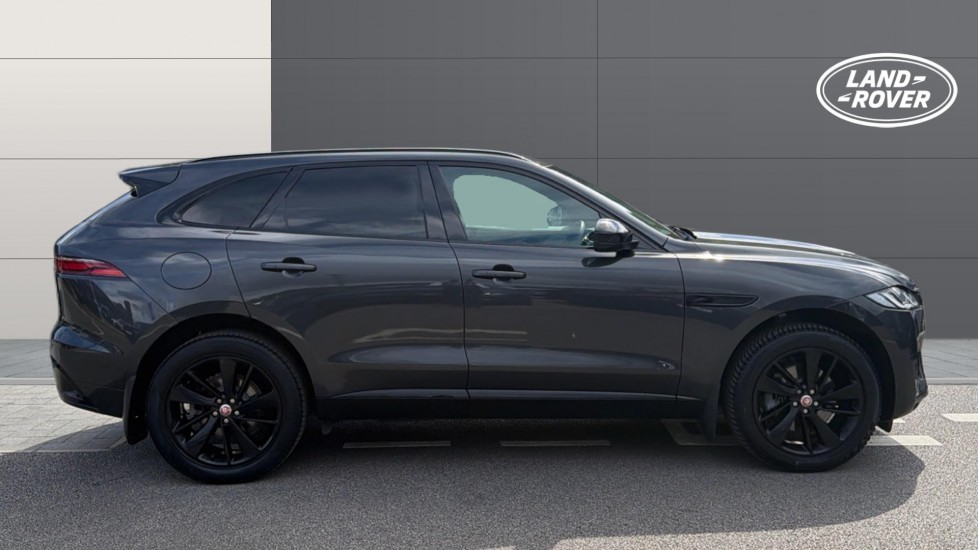 Jaguar F-Pace 2.0 D200 R-Dynamic Black 5dr Auto AWD Diesel Estate - Image 5