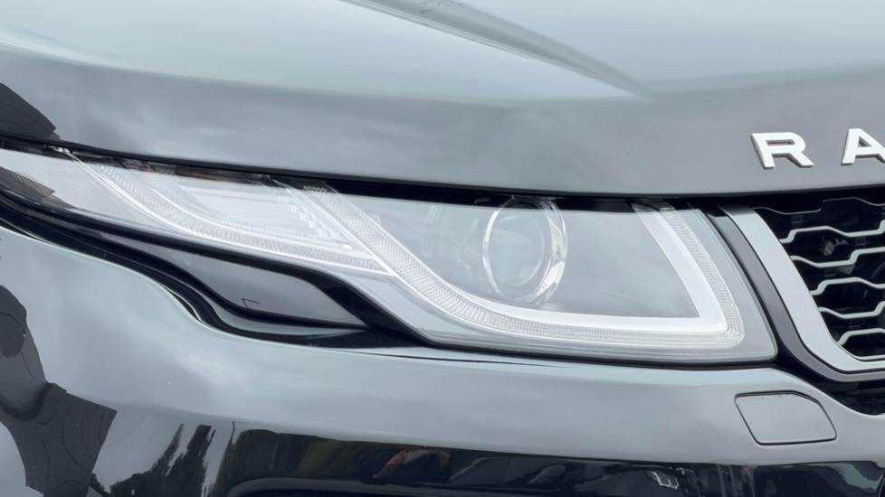 Land Rover Range Rover Evoque 2.0 TD4 HSE Dynamic Lux 5dr Auto Diesel Hatchback - Image 17