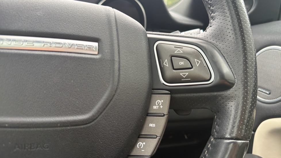 Land Rover Range Rover Evoque 2.0 TD4 HSE Dynamic Lux 5dr Auto Diesel Hatchback - Image 21