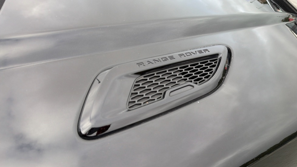 Land Rover Range Rover Evoque 2.0 TD4 HSE Dynamic Lux 5dr Auto Diesel Hatchback - Image 37