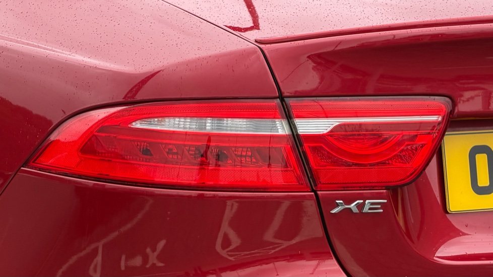 Jaguar XE 3.0 [380] V6 Supercharged S 4dr Auto Petrol Saloon - Image 19