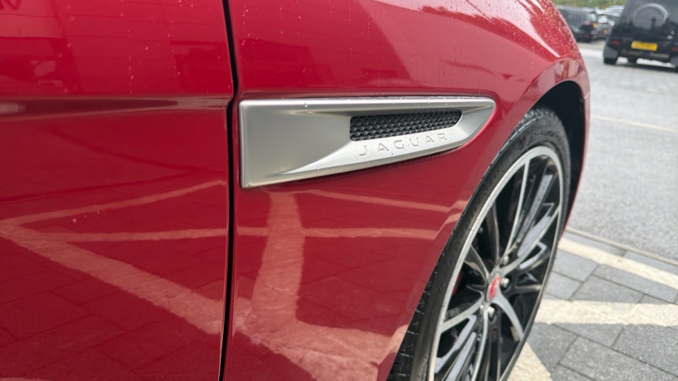 Jaguar XE 3.0 [380] V6 Supercharged S 4dr Auto Petrol Saloon - Image 21