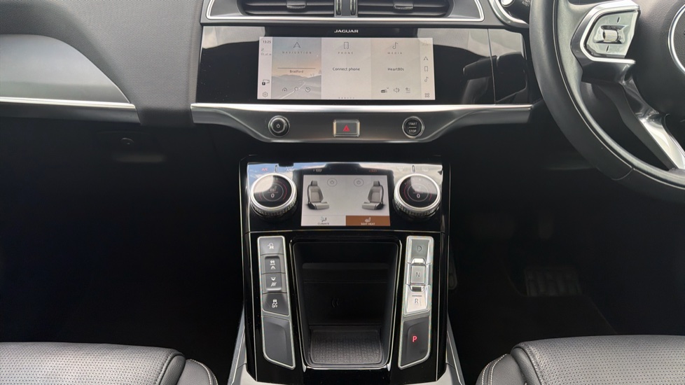 Jaguar I-Pace 294kW EV400 R-Dynamic SE Black 90kWh 5dr Auto Electric Estate - Image 14