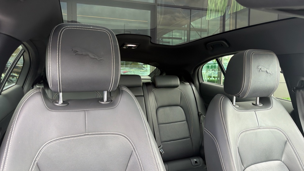 Jaguar I-Pace 294kW EV400 R-Dynamic SE Black 90kWh 5dr Auto Electric Estate - Image 26