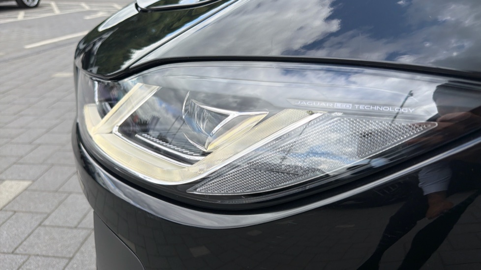 Jaguar I-Pace 294kW EV400 R-Dynamic SE Black 90kWh 5dr Auto Electric Estate - Image 38