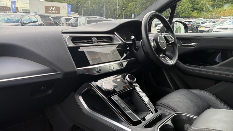 Jaguar I-Pace 294kW EV400 R-Dynamic SE Black 90kWh 5dr Auto Electric Estate - Image 39