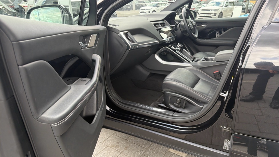 Jaguar I-Pace 294kW EV400 R-Dynamic SE Black 90kWh 5dr Auto Electric Estate - Image 40
