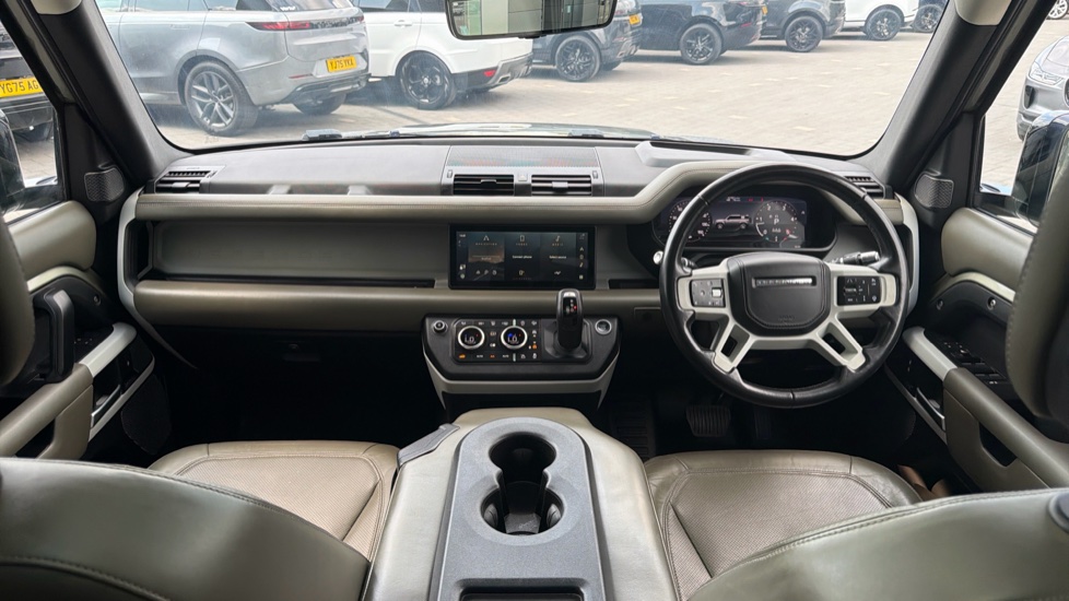 Land Rover Defender 2.0 D240 HSE 110 5dr Auto [6 Seat] Diesel Estate - Image 9