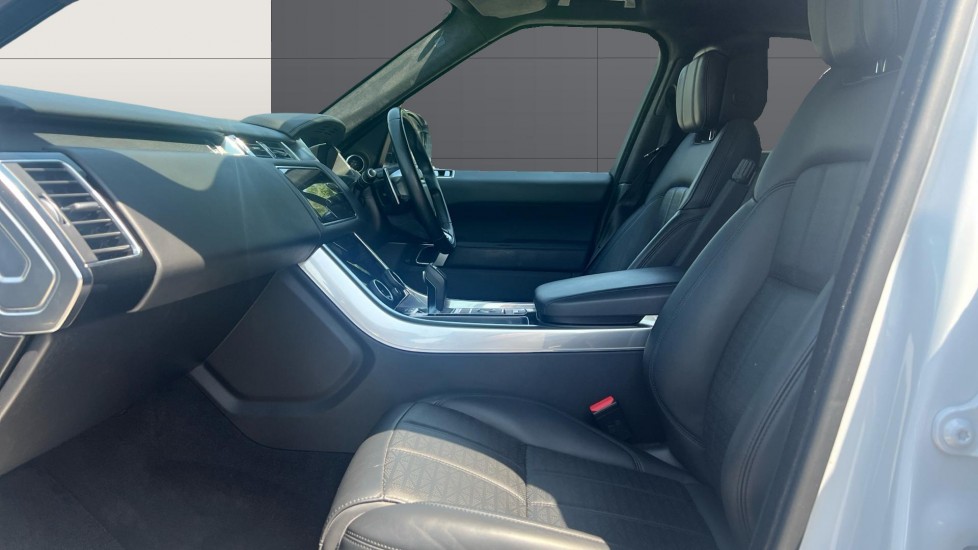 Land Rover Range Rover Sport 3.0 SDV6 Autobiography Dynamic 5dr Auto [7 Seat] Diesel Estate - Image 3