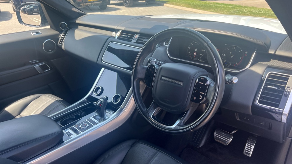 Land Rover Range Rover Sport 3.0 SDV6 Autobiography Dynamic 5dr Auto [7 Seat] Diesel Estate - Image 33