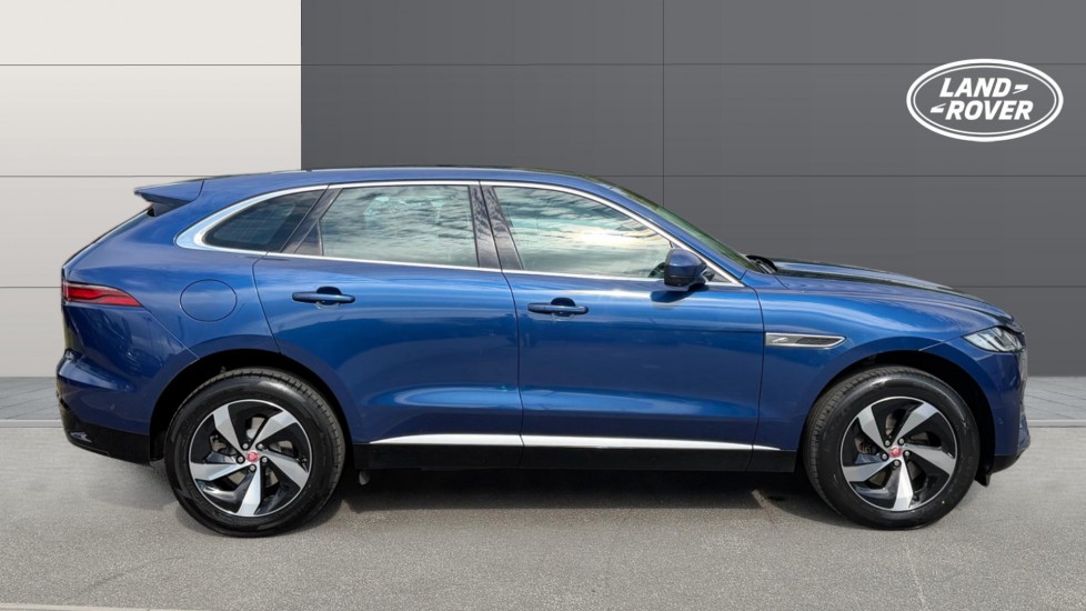 Jaguar F-Pace 2.0 D165 S 5dr Auto AWD Diesel Estate - Image 5