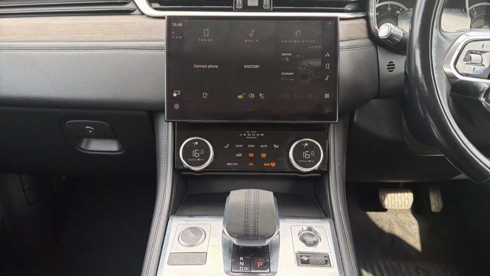 Jaguar F-Pace 2.0 D165 S 5dr Auto AWD Diesel Estate - Image 14