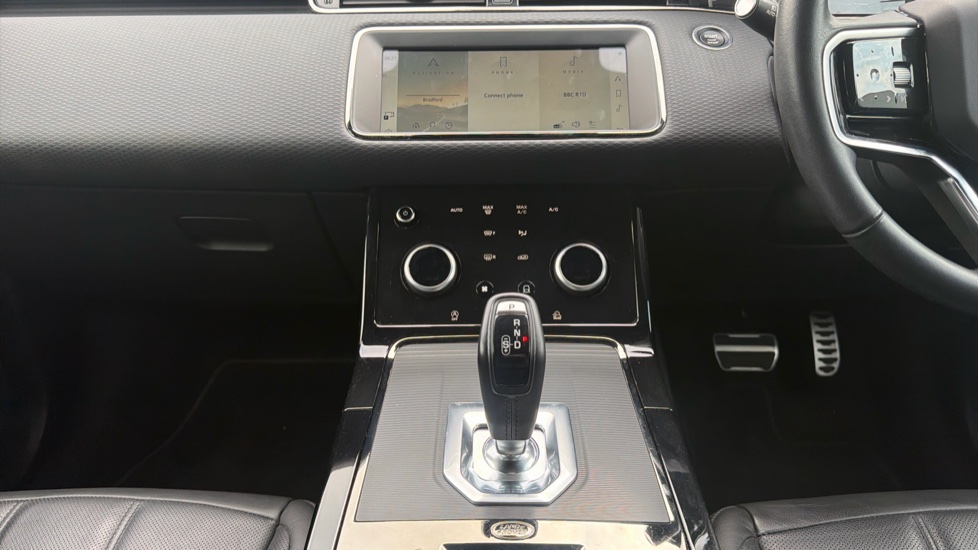Land Rover Range Rover Evoque 2.0 D200 R-Dynamic S 5dr Auto Diesel Hatchback - Image 14