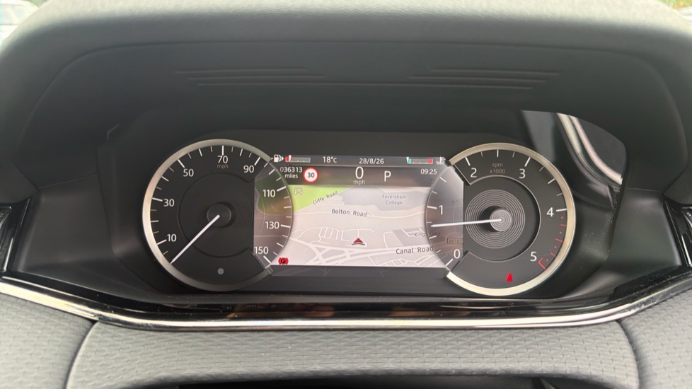 Land Rover Range Rover Evoque 2.0 D200 R-Dynamic S 5dr Auto Diesel Hatchback - Image 16