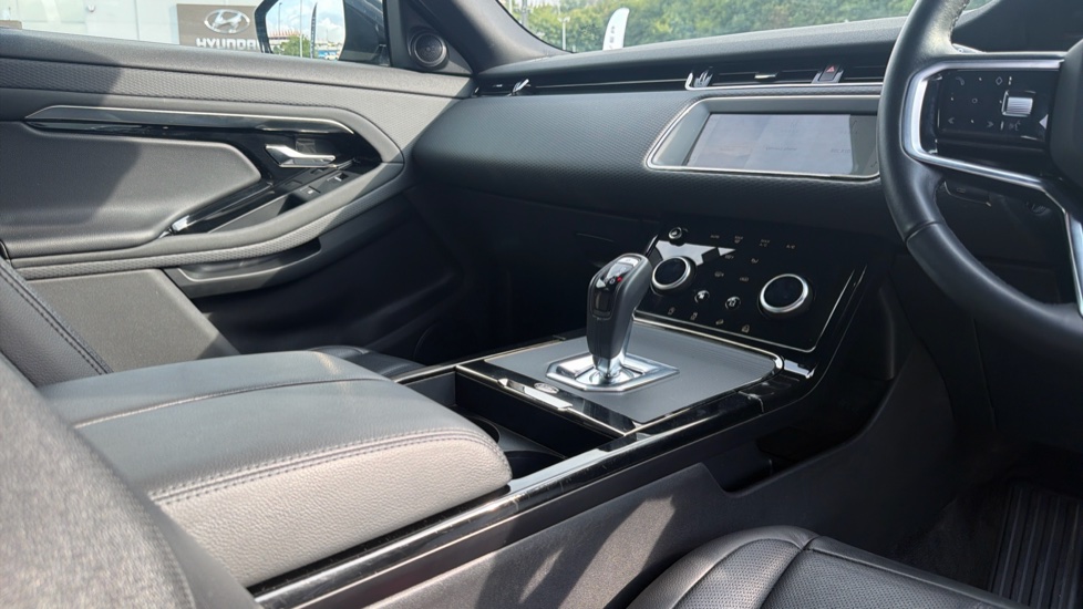 Land Rover Range Rover Evoque 2.0 D200 R-Dynamic S 5dr Auto Diesel Hatchback - Image 29
