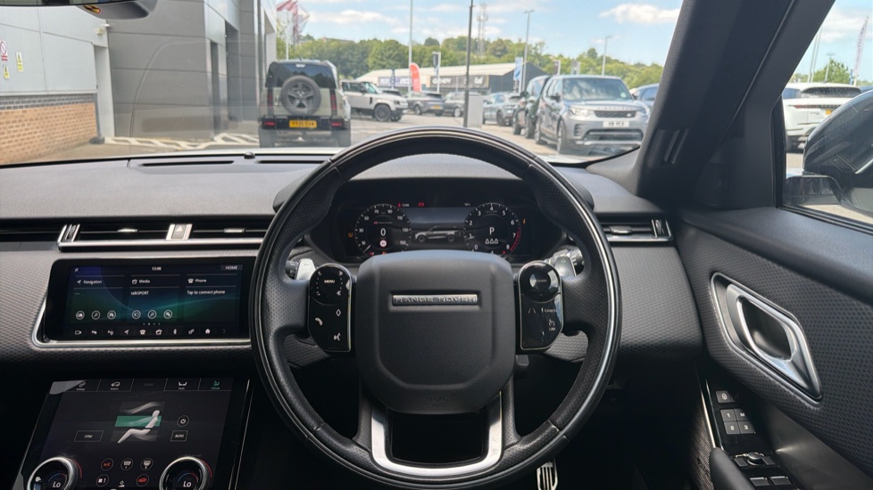 Land Rover Range Rover Velar 2.0 P250 R-Dynamic SE 5dr Auto Petrol Estate - Image 15