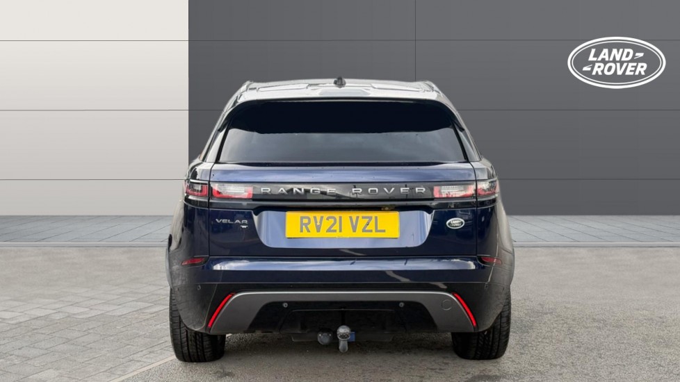 Land Rover Range Rover Velar 2.0 D200 R-Dynamic SE 5dr Auto Diesel Estate - Image 6