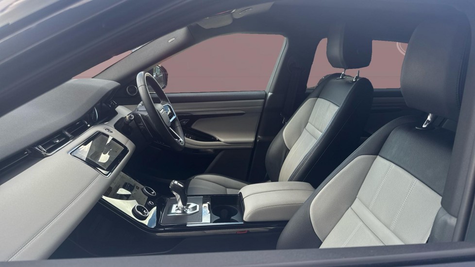 Land Rover Range Rover Evoque 2.0 D200 R-Dynamic SE 5dr Auto Diesel Hatchback - Image 3