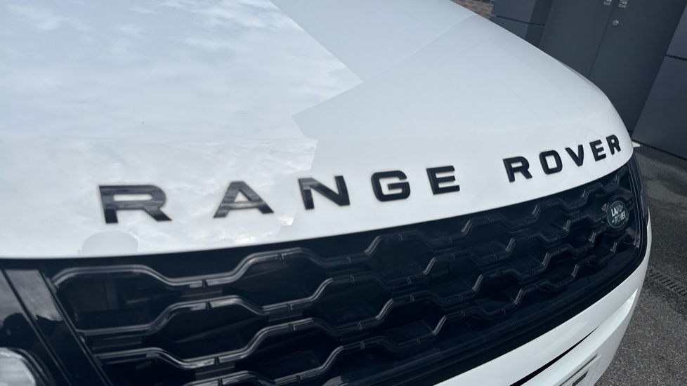 Land Rover Range Rover Evoque 2.0 D200 R-Dynamic SE 5dr Auto Diesel Hatchback - Image 28