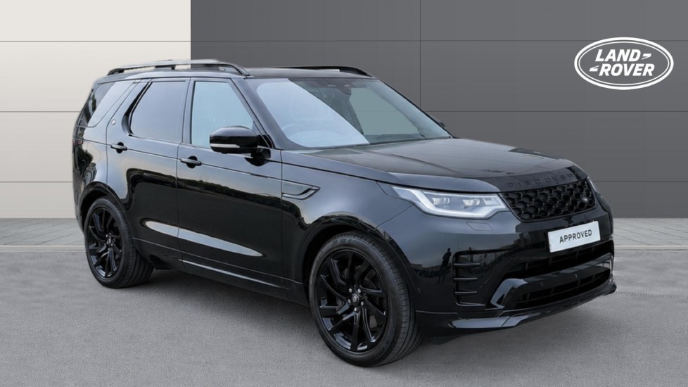 Land Rover Discovery 3.0 D300 Dynamic SE 5dr Auto Diesel Station Wagon - Image 1