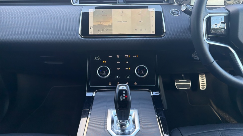 Land Rover Range Rover Evoque 2.0 D200 Evoque Edition 5dr Auto Diesel Hatchback - Image 14