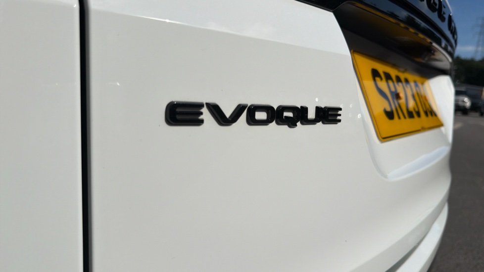 Land Rover Range Rover Evoque 2.0 D200 Evoque Edition 5dr Auto Diesel Hatchback - Image 24