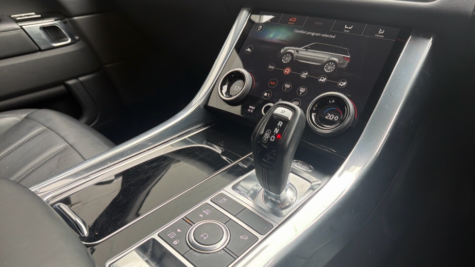 Land Rover Range Rover Sport 3.0 D300 HSE Silver 5dr Auto Diesel Estate - Image 13