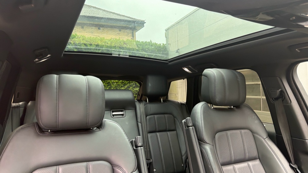 Land Rover Range Rover Sport 3.0 D300 HSE Silver 5dr Auto Diesel Estate - Image 41