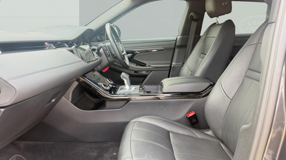 Land Rover Range Rover Evoque 1.5 P300e R-Dynamic SE 5dr Auto Hatchback - Image 3