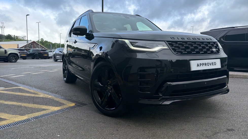 Land Rover Discovery 3.0 D350 Dynamic HSE 5dr Auto Diesel Station Wagon - Image 42