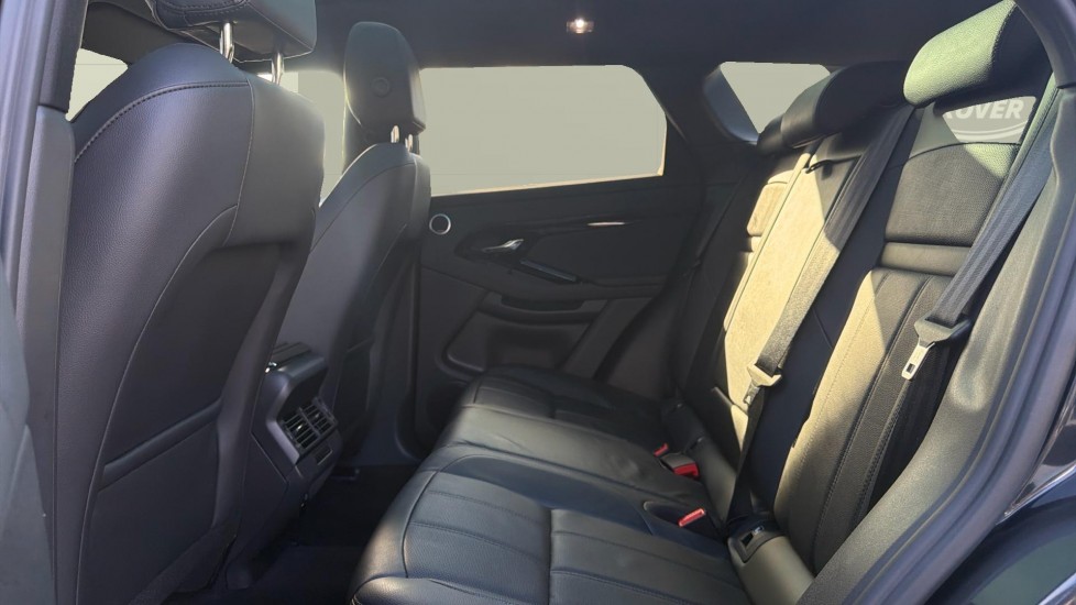 Land Rover Range Rover Evoque 2.0 D200 Dynamic SE 5dr Auto Diesel Hatchback - Image 4