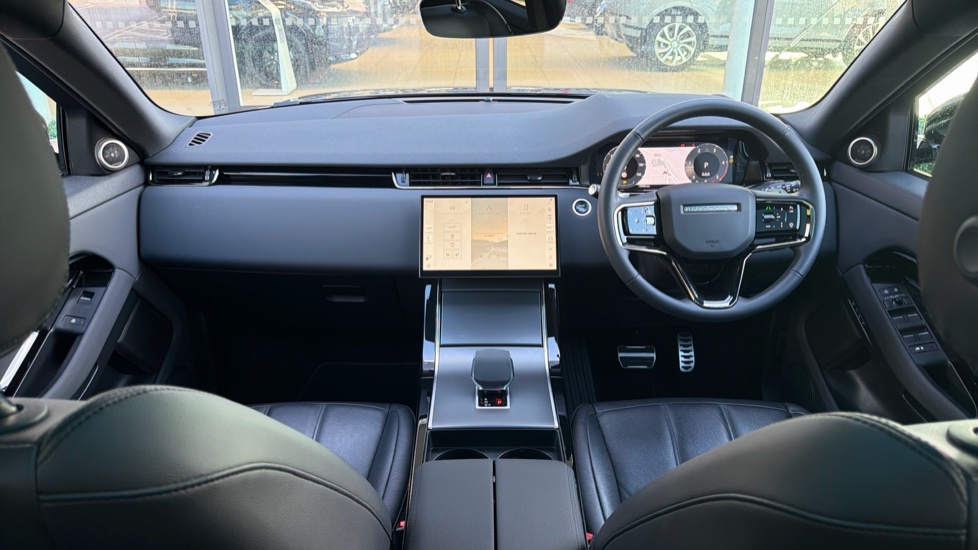 Land Rover Range Rover Evoque 2.0 D200 Dynamic SE 5dr Auto Diesel Hatchback - Image 9