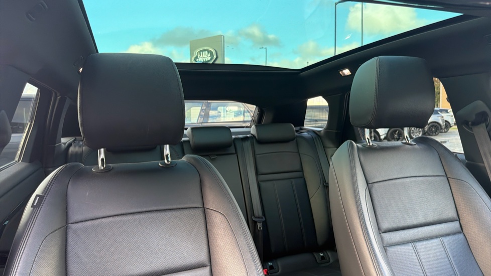Land Rover Range Rover Evoque 2.0 D200 Dynamic SE 5dr Auto Diesel Hatchback - Image 25