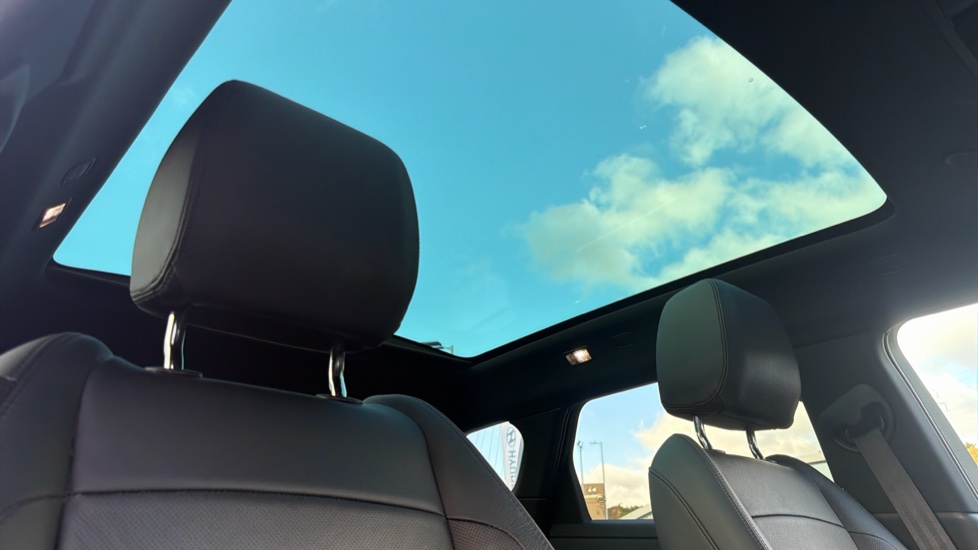 Land Rover Range Rover Evoque 2.0 D200 Dynamic SE 5dr Auto Diesel Hatchback - Image 26