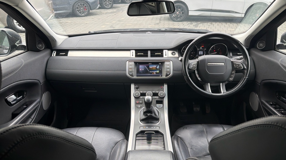 Land Rover Range Rover Evoque 2.0 TD4 SE Tech 5dr Diesel Hatchback - Image 9