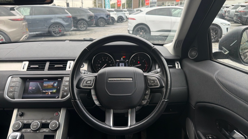 Land Rover Range Rover Evoque 2.0 TD4 SE Tech 5dr Diesel Hatchback - Image 15