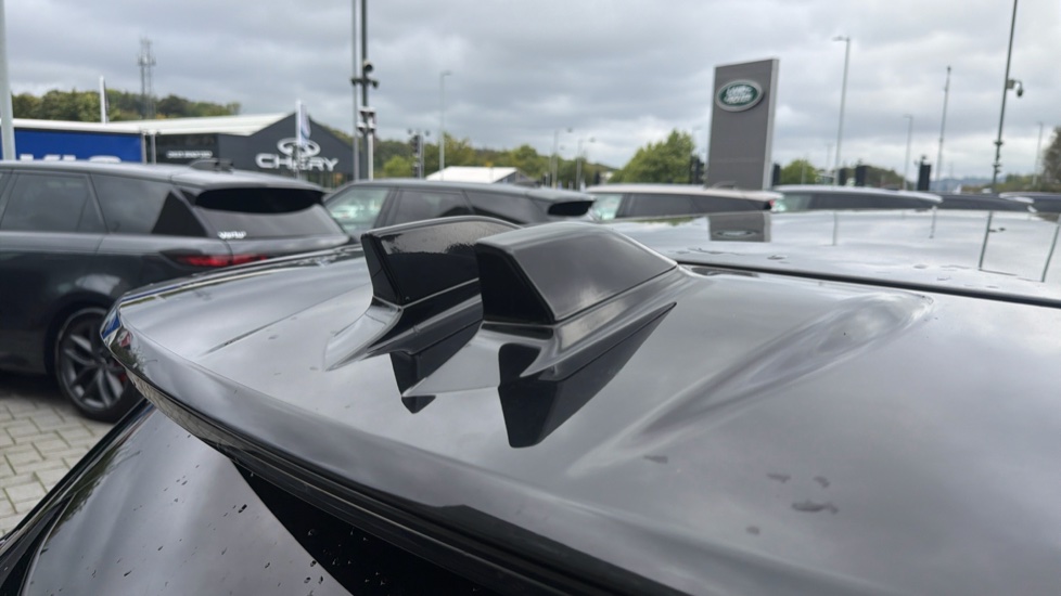 Land Rover Range Rover Evoque 2.0 TD4 SE Tech 5dr Diesel Hatchback - Image 40