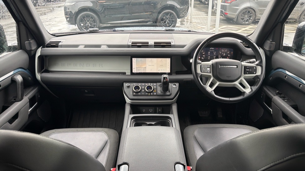 Land Rover Defender 2.0 P300 S 110 5dr Auto Petrol Estate - Image 9