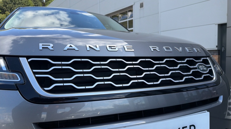 Land Rover Range Rover Evoque 2.0 P200 S 5dr Auto Petrol Hatchback - Image 27