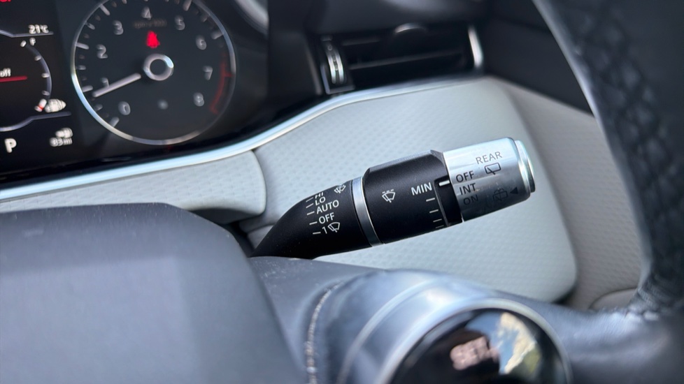 Land Rover Range Rover Evoque 2.0 P200 S 5dr Auto Petrol Hatchback - Image 39