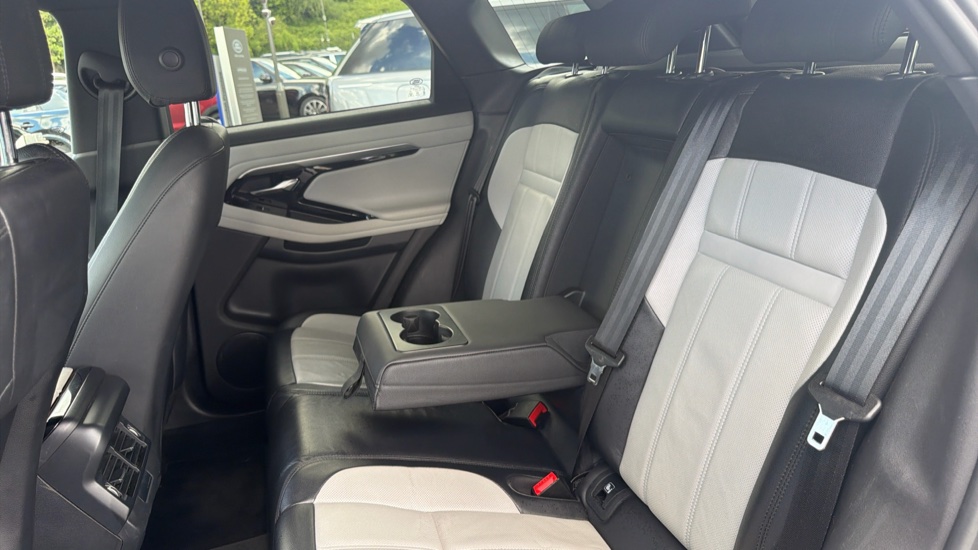 Land Rover Range Rover Evoque 2.0 D200 R-Dynamic S 5dr Auto Diesel Hatchback - Image 38