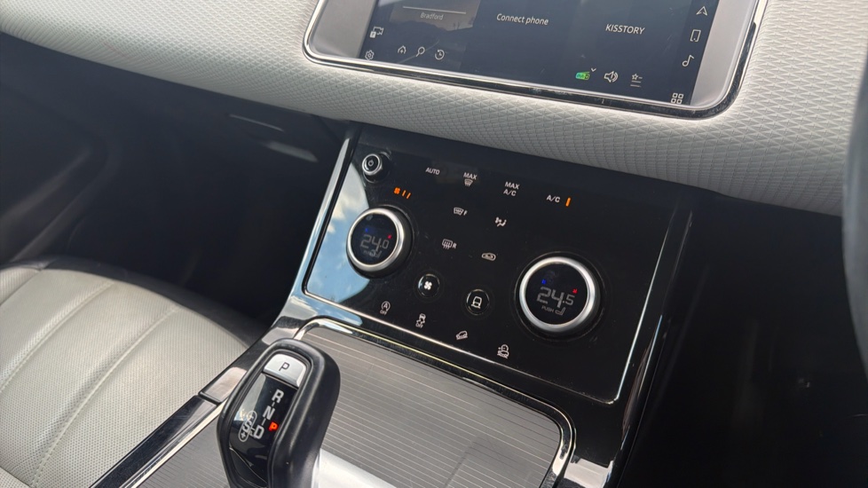 Land Rover Range Rover Evoque 2.0 D200 R-Dynamic S 5dr Auto Diesel Hatchback - Image 44