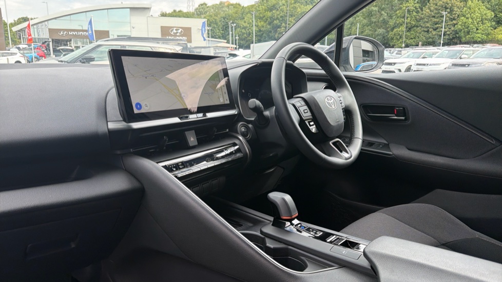 Toyota C-HR 1.8 Hybrid Design 5dr CVT Hybrid Hatchback - Image 40