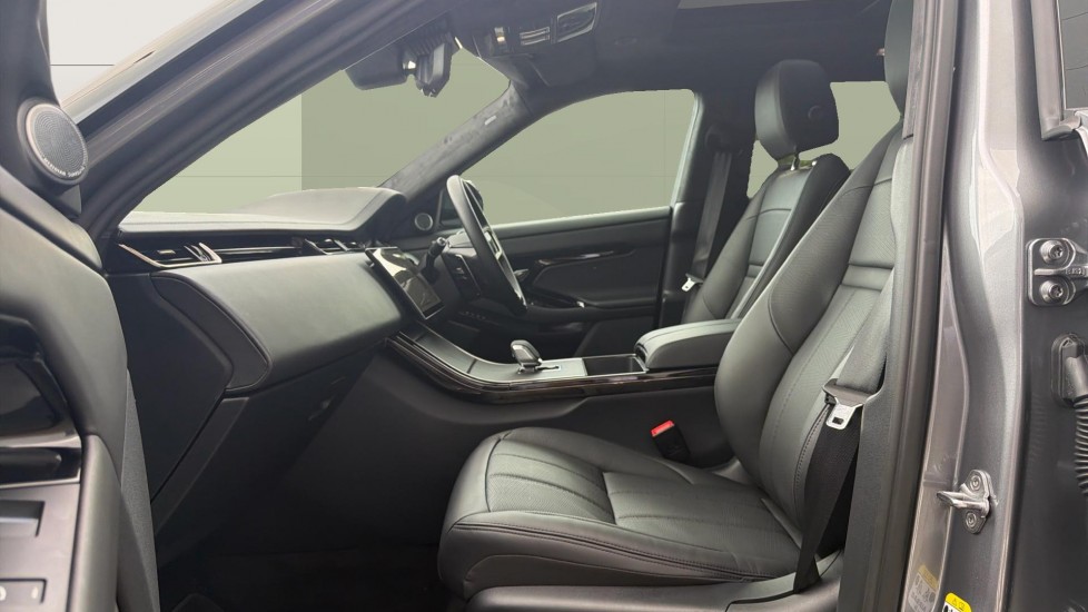 Land Rover Range Rover Evoque 2.0 D200 Autobiography 5dr Auto [Revised] Diesel Hatchback - Image 3