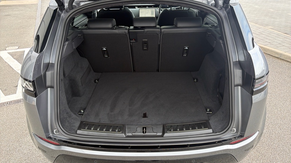 Land Rover Range Rover Evoque 2.0 D200 Autobiography 5dr Auto [Revised] Diesel Hatchback - Image 10