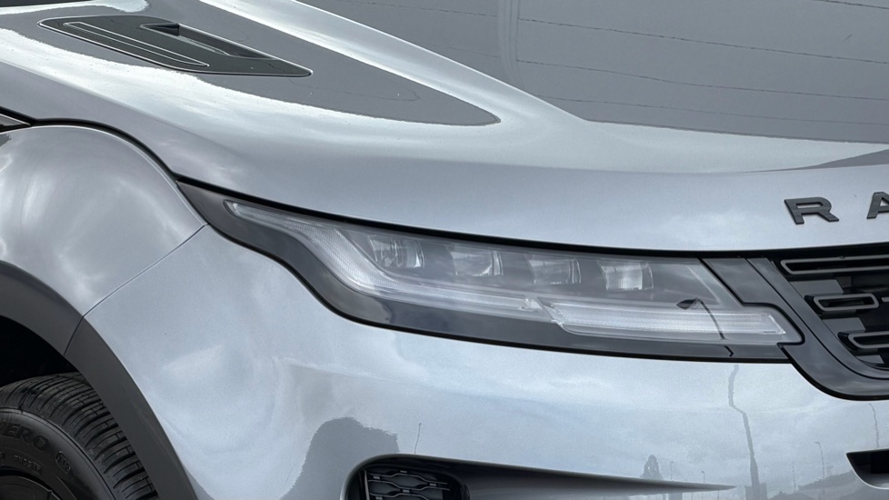 Land Rover Range Rover Evoque 2.0 D200 Autobiography 5dr Auto [Revised] Diesel Hatchback - Image 17