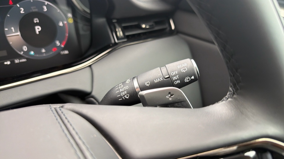 Land Rover Range Rover Evoque 2.0 D200 Autobiography 5dr Auto [Revised] Diesel Hatchback - Image 22